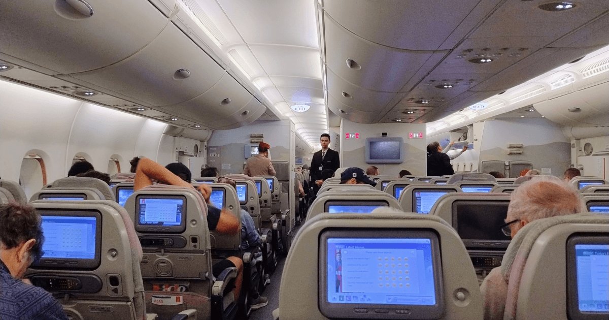 What Happens If Your In-Flight Entertainment Screen Does Not Work